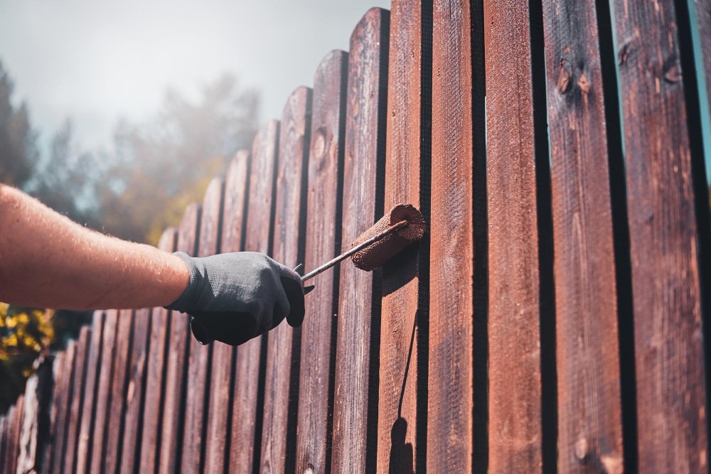 Les types de peinture extérieure adaptés à votre maison : quelles différences ?